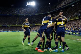 Boca volvió a sentir el sabor de una noche de Copa en una Bombonera eufórica con la goleada