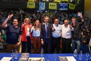 Santiago Cafiero envió desde Tucumán un mensaje directo al kirchnerismo