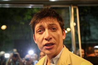 Manes denunció a Santiago Caputo por su gesto intimidante con el fotógrafo al que increpó en el debate