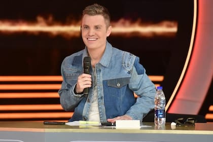 Santiago del Moro encabeza la conducción del ciclo a partir de las 22.15 por la señal de Telefe