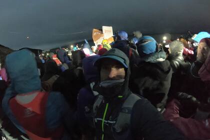 Santiago, feliz, minutos antes de la partida.