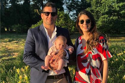 El pasado 9 de diciembre, "Rete" y su mujer Macarena festejaron el segundo aniversario de casados en la boda de "Tute" Moroni y Rochi Carneiro. Además, los acompañó su "heredera".