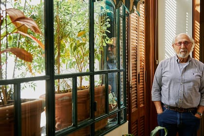 Santiago Kovadloff: “El trabajo de un escritor es lento, al menos en mi caso. Yo compongo muy despacio”