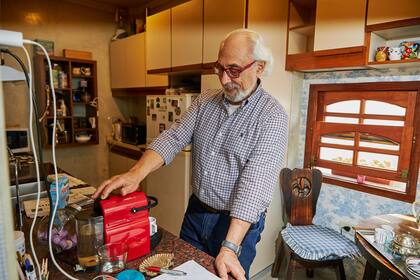 Santiago Kovadloff, en una tarde de café, reflexiones y recuerdos