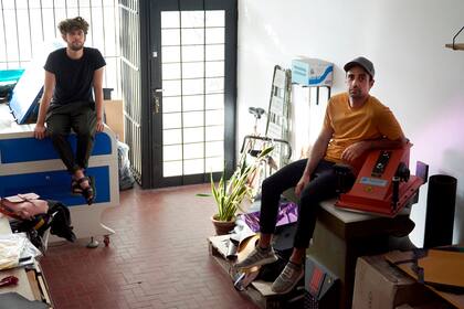 Santiago Lopes y Guillermo Sukiassian, los diseñadores de la marca Facha