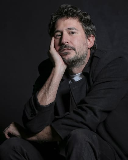 Santiago Mitre viene de dirigir Argentina, 1985