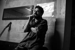 Santiago Moraes presenta su nuevo grupo, Transeúntes