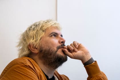 Santiago Motorizado lanzó El retorno, su primer álbum solista