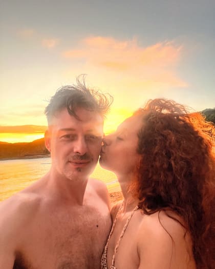 Santiago Otero Ramos junto a su pareja, la también actriz Judith Cabral