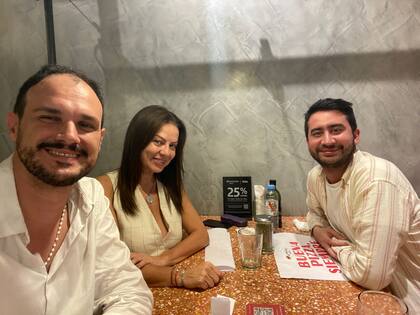 Santiago Santurio, Sandra Pettovello y Manuel Sotelo