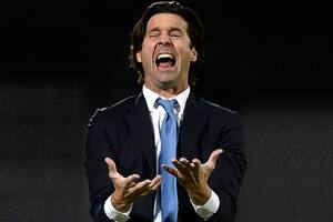 Santiago Solari estalla durante un partido de la liga mexicana con América; el argentino no pudo enderezar el rumbo del equipo