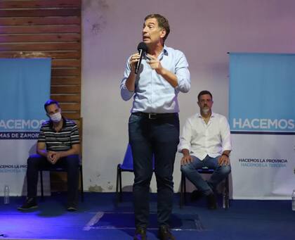 Santilli, en Lomas de Zamora, en un acto de Hacemos con Kravetz y Viñuales