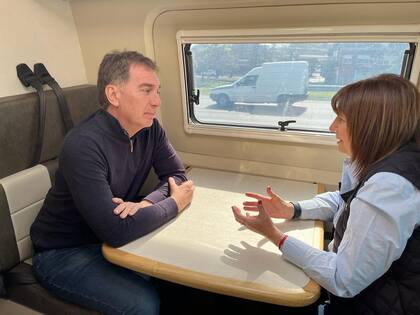 Santilli y Bullrich, en el motorhome