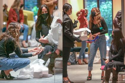 En su local de zapatos de Nueva York, Sarah Jessica Parker atiende a los clientes como una empleada más