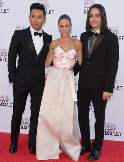 Sarah Jessica Parker, custodiada por los creadores de su vestido