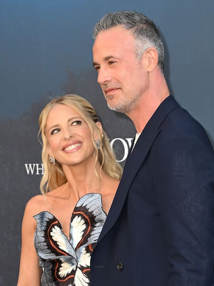 Sarah Michelle Gellar acompañó a su marido, Freddie Prinze Jr., en el estreno de la última película de la saga Sé lo que hicieron el verano pasado