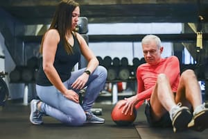 Cuáles son los síntomas y el tratamiento de la sarcopenia, una enfermedad progresiva y silenciosa