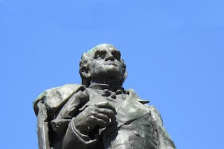 El monumento que hizo Rodin de Sarmiento y causó rechazo por su “aspecto de orangután”