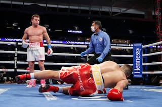 Video. El KOT de Canelo con un brutal derechazo: "Es como estar en la oficina"