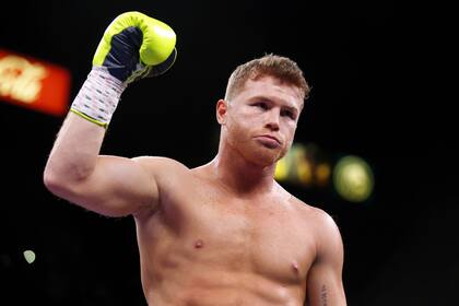 Saúl "Canelo" Álvarez aceptó una baja en sus bolsas, pero no tiene rival todavía.