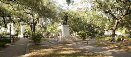 Savannah cuenta con parques y paseos en carruajes tirados por caballos (James McGaw/Jeanny Tsai)