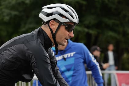 Scaloni fue ovacionado en la Ruta de los 7 Lagos.