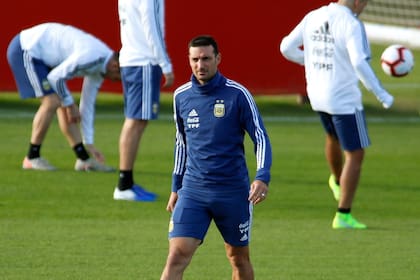 Scaloni no podrá contar con Lo Celso, una carta posible para el equipo titular