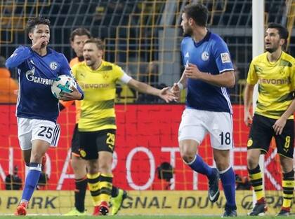 Schalke logró un agónico empate ante Borussia Dortmund
