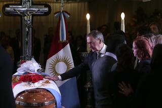 Una multitud se congregó para despedir a José Manuel de la Sota