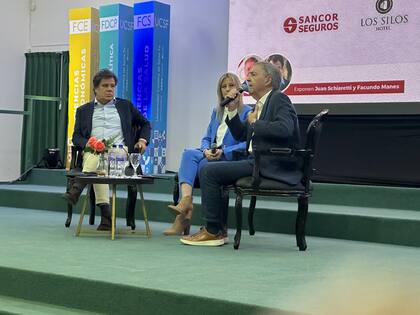 Schiaretti con Manes el año pasado en la Universidad del Litoral.