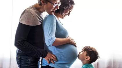 Schuman dice que ha visto "cada vez más" futuros padres optar por donaciones de amigos o familiares durante los últimos años