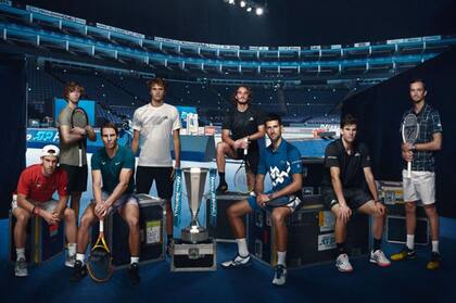 Schwartzman, a la izquierda, uno de los ocho tenistas que jugarán el Masters de Londres. La foto oficial del torneo.