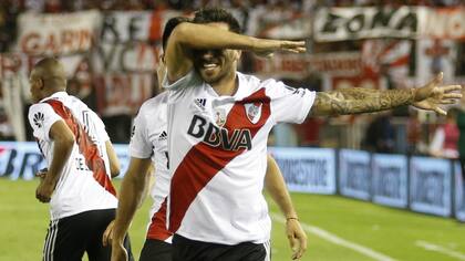 Scocco se sumó a la moda del ''dab dance''