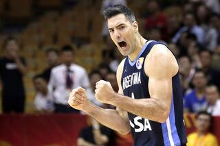 Premios Olimpia: Luis Scola, un gigante del deporte argentino, se llevó el Oro