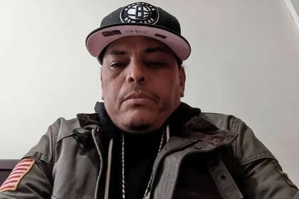 Scotty Enoe, el guardia de seguridad que apuñaló a un presunto ladrón