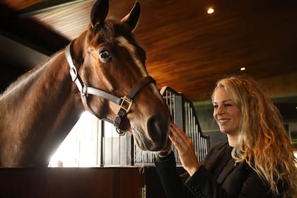 Screpante también disfrutó de un momento junto a los caballos