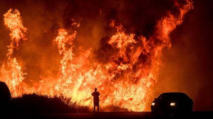 Hay cuatro incendios que arrasaron más de 35.000 hectáreas