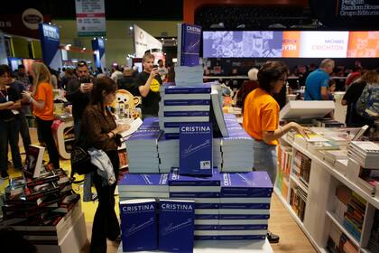 Se ajustan detalles para la presentación de Sinceramente de Cristina Fernandez de Kirchner el jueves 9