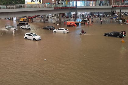 Se alcanzaron récord de precipitaciones en la ciudad de Zhengzhou y sus alrededores, pero nada hacía pensar a sus vecinos lo que iba a ocurrir