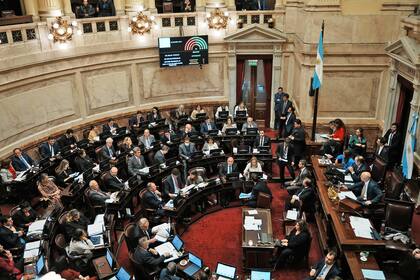 Cómo sigue la ley Bases tras la aprobación en el Senado