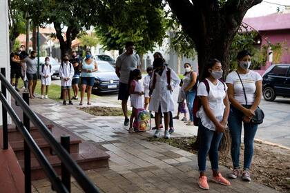 Se calcula que hoy vuelven a clases unos 2,6 millones de chicos en la Provincia de Buenos Aires