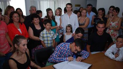 Se casaron el mismo día que los abuelos de Martín, matrimonio que admira por su amor incondicional