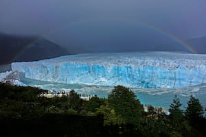 Se rompió el puente de hielo del glaciar Perito Moreno y provocó inundaciones
