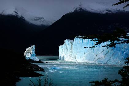Se cayó el puente de hielo del glaciar Perito Moreno