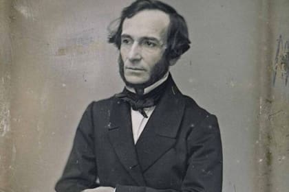 Se conmemora a Juan Bautista Alberdi en el Día Nacional del Abogado