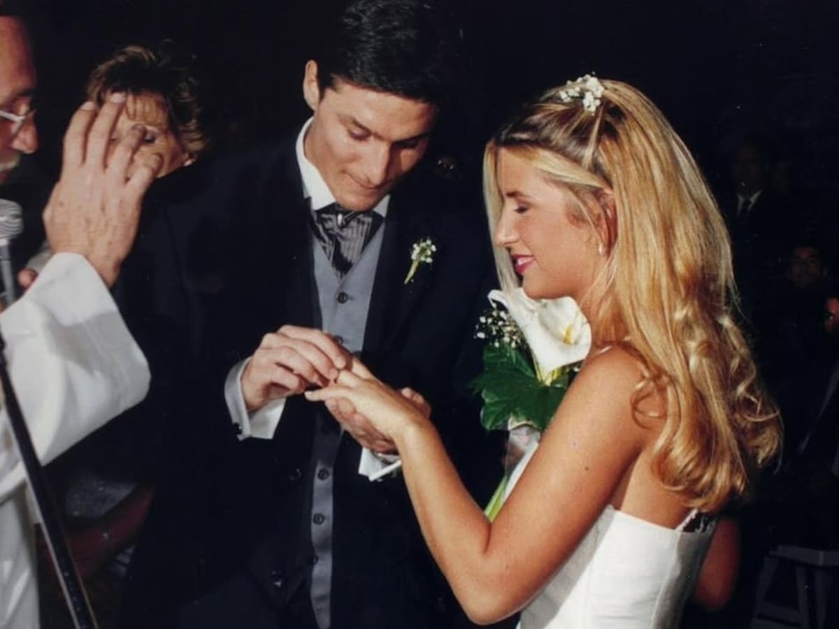 Ele a conquistou de FAX, ela apostou tudo por amor e por mais de 30 anos foram o casal mais amado; A história de Pupi e Paula. Ele a conquistou de FAX, ela apostou tudo por amor e por mais de 30 anos foram o casal mais amado; A história de Pupi e Paula.