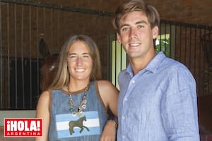 Toly Ulloa y Clara Cassino posan juntos y hablan de su historia de amor y su pasión por el polo