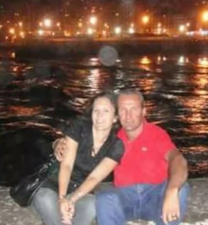 Se conocieron en la playa, él tenía 39 y ella 29