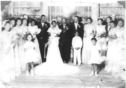 Se conocieron en la universidad y decidieron casarse