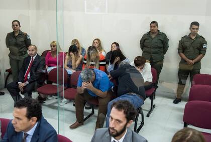 Un fallo de la Corte intenta evitar que la banda de Los Monos extienda su poder mediante la presencia en los barrios de las parejas de los jefes de ese clan